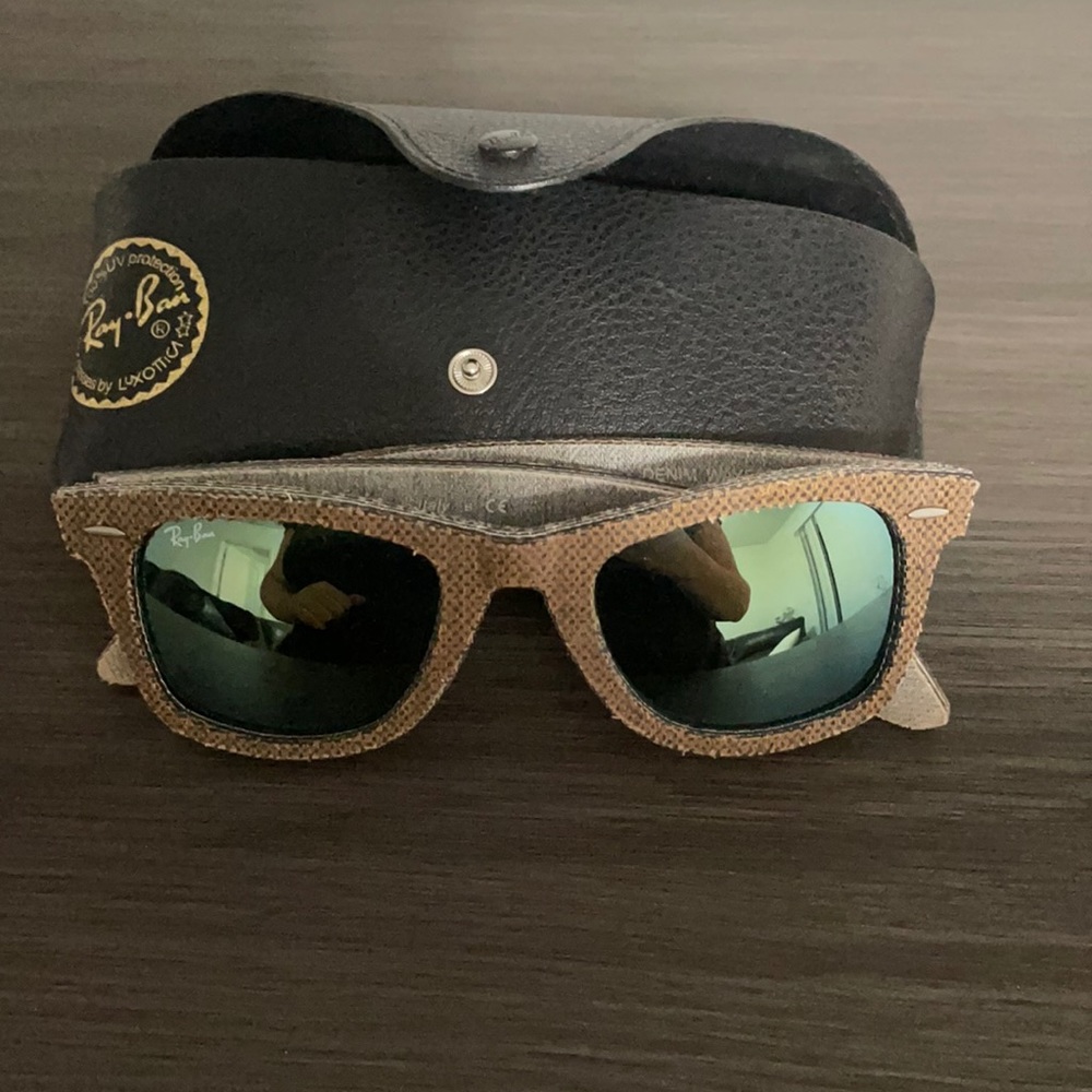 Ray Ban